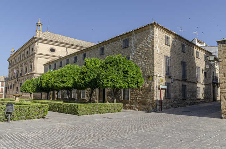 Jaén - Úbeda 005 - plaza Vázquez de Molina.jpg